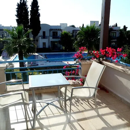 빌라 Azelea Poolside 얄리카베크